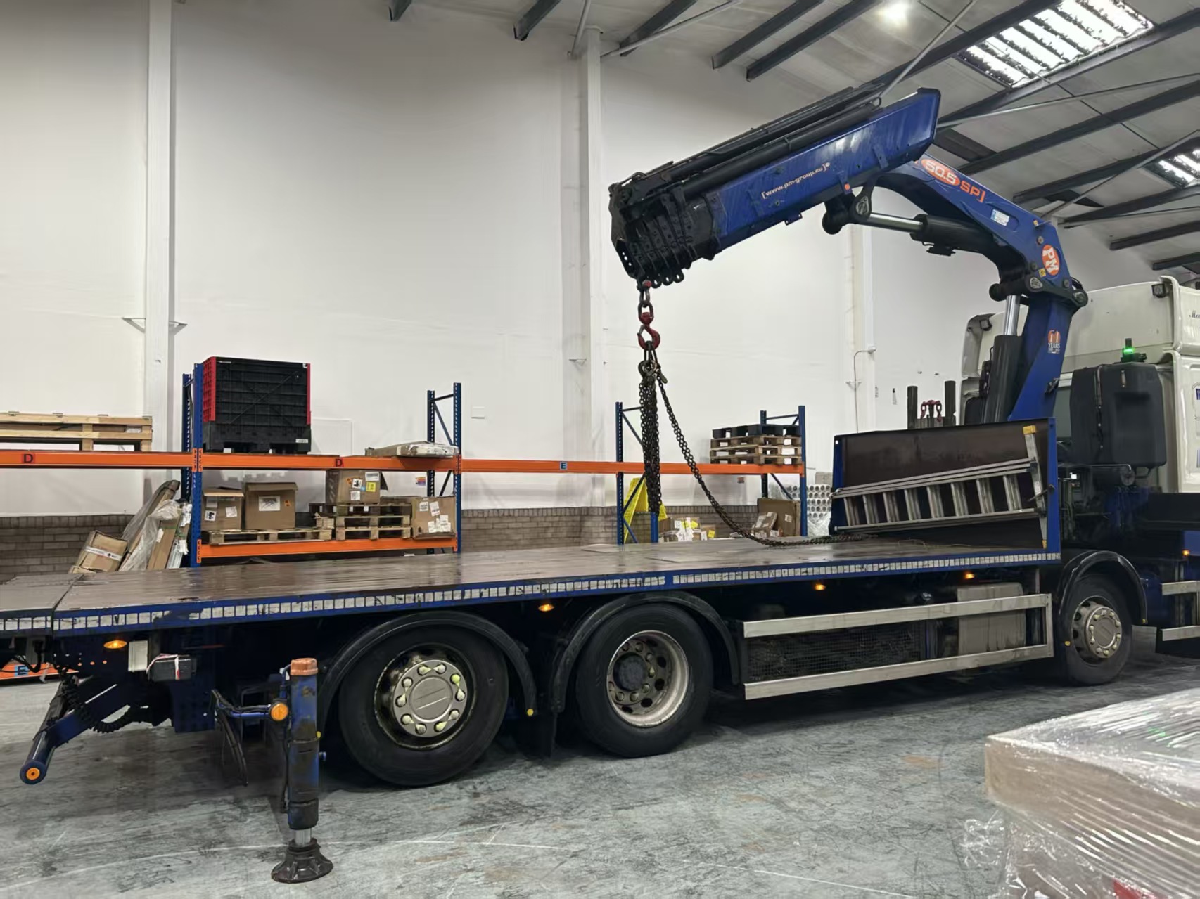 Cargo loading with crane truck